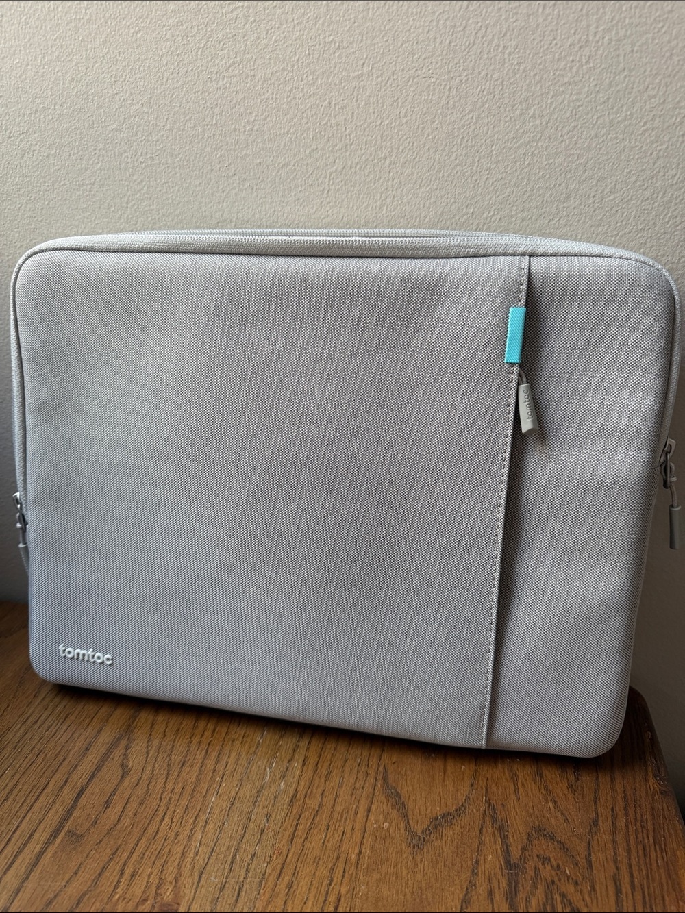 Padded Light Gray Laptop Sleeve with Quilted Interior